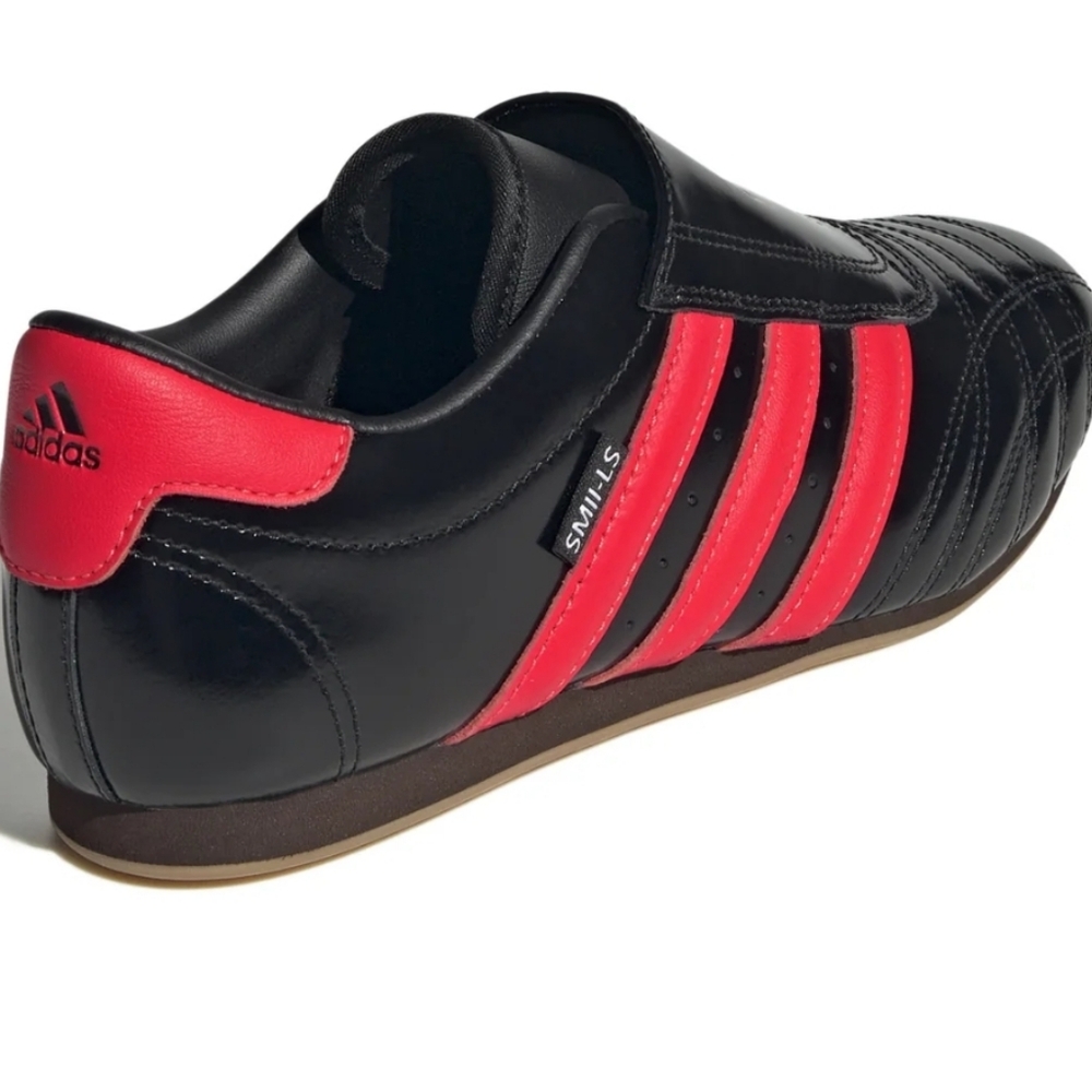 Womens Adidas Taekwondo Slip-on . Patent Leather Upper And Flex Gum Sole - Picture 9 of 10